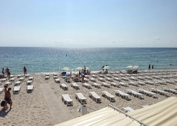 Apartment французский бульвар довженко